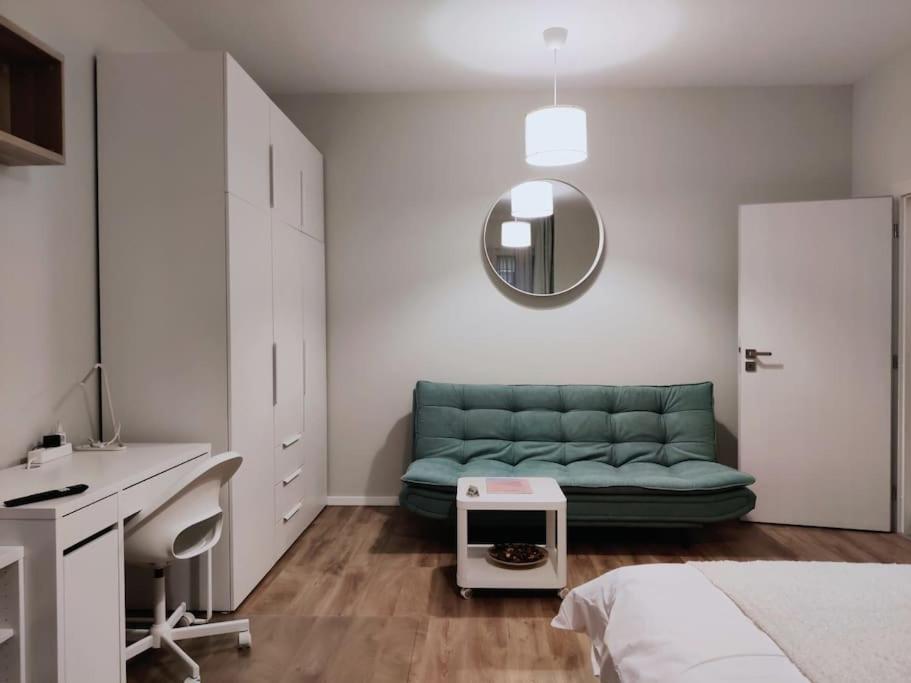 Joy Armoniei 01 Apartment